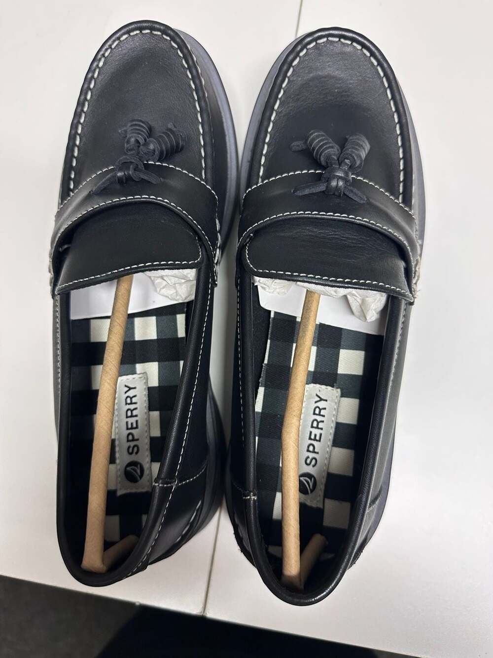 Sperry Bayside Loafer Size 9.5 Black Leather Tassel Platform